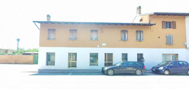 Attività commerciale in vendita a Udine