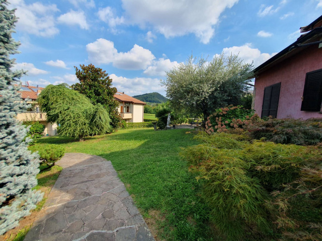 Villa bifamiliare in vendita a Torre de' Roveri