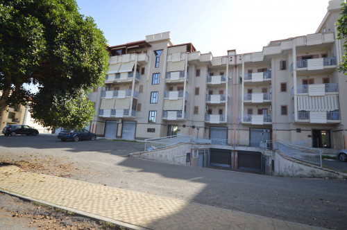 Garage/Box in affitto a Corigliano-Rossano