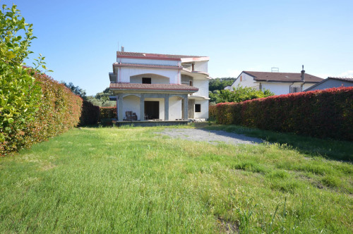 Villa singola in vendita a Corigliano-Rossano