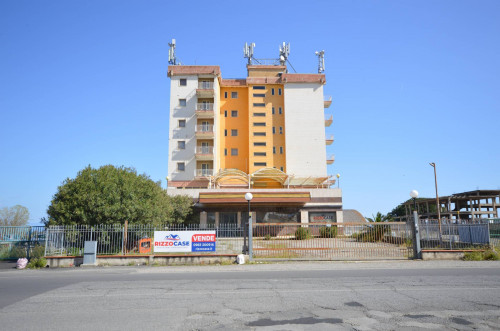 Albergo/Hotel in vendita a Corigliano-Rossano