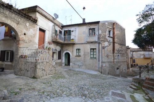 Casa Semindipendente in vendita a Corigliano-Rossano