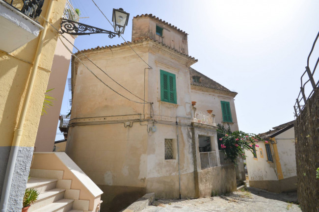Casa Semindipendente in vendita a Corigliano-Rossano