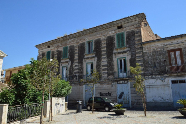 Casa Indipendente in vendita a Corigliano-Rossano