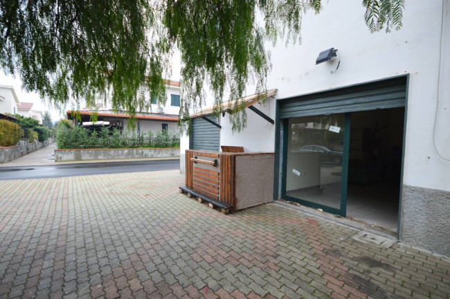 Magazzino in vendita a Corigliano-Rossano