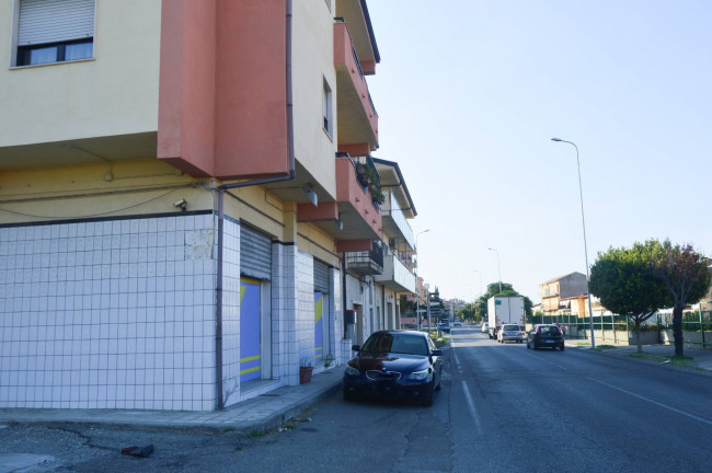 Magazzino in vendita a Cariati