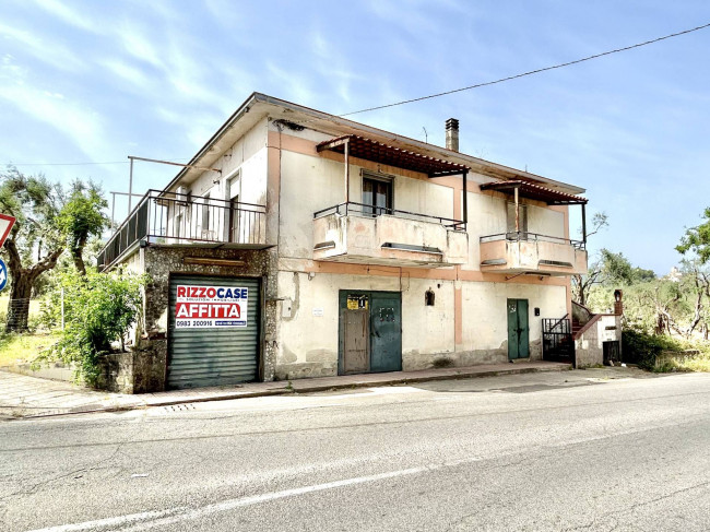 Magazzino in affitto a Corigliano-Rossano