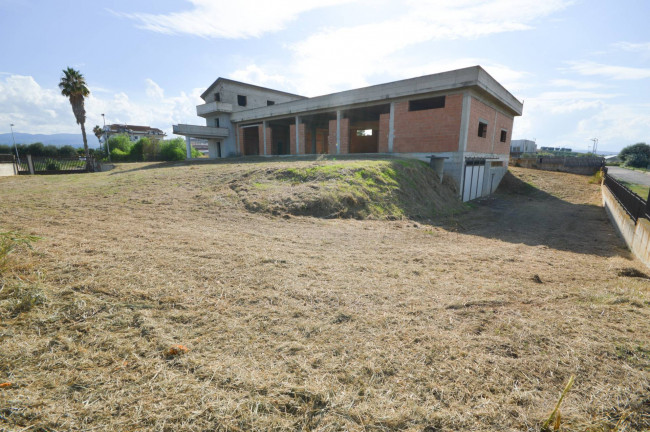 Capannone Industriale in vendita a Corigliano-Rossano