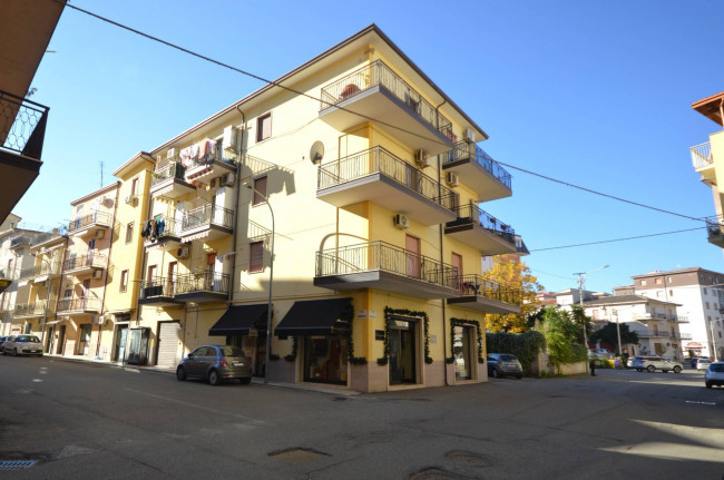 Appartamento in vendita a Corigliano-Rossano