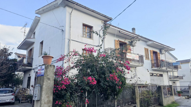 Casa Indipendente in vendita a Firmo