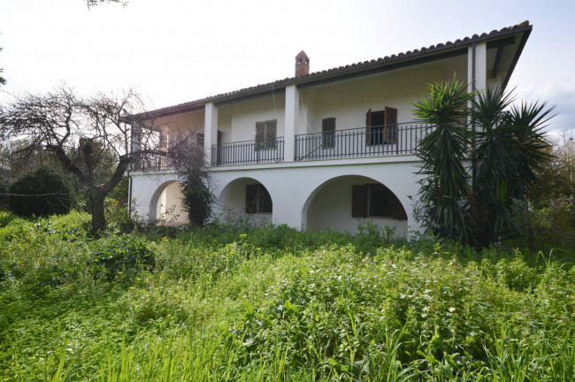 Villa singola in vendita a Corigliano-Rossano