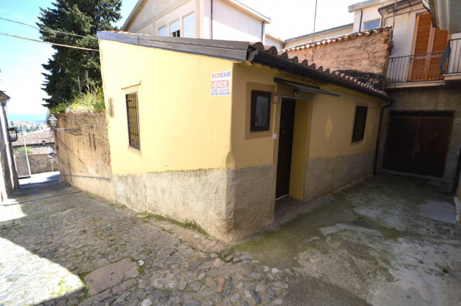 Casa Indipendente in vendita a Corigliano-Rossano