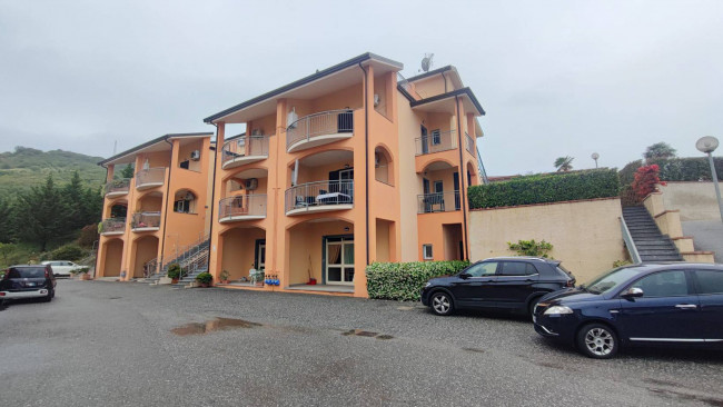 Appartamento in vendita a Mandatoriccio