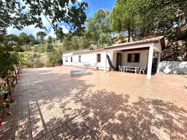 Villa o villino in vendita a Corigliano-Rossano