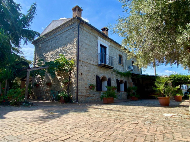 Villa singola in vendita a Corigliano-Rossano