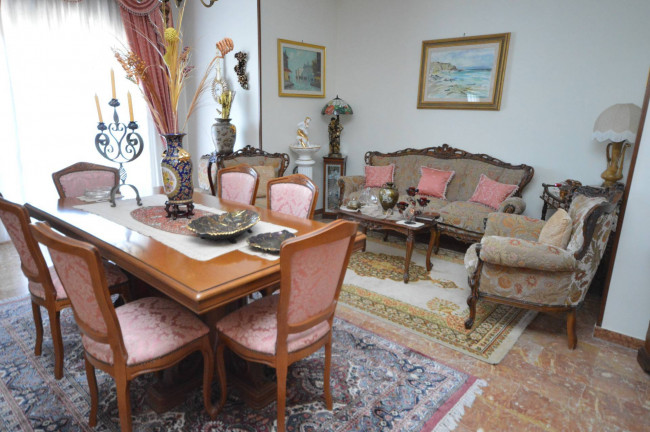 Appartamento in vendita a Pietrapaola