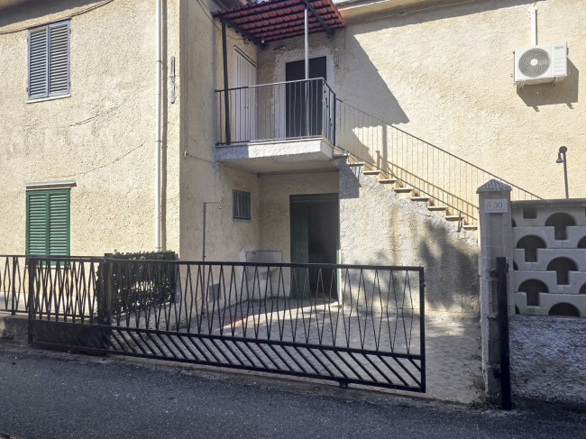 Casa Semindipendente in vendita a Calopezzati