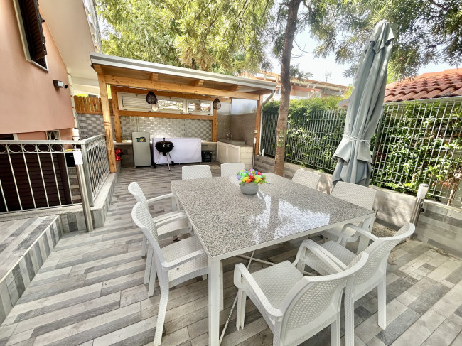 Casa Semindipendente in vendita a Corigliano-Rossano
