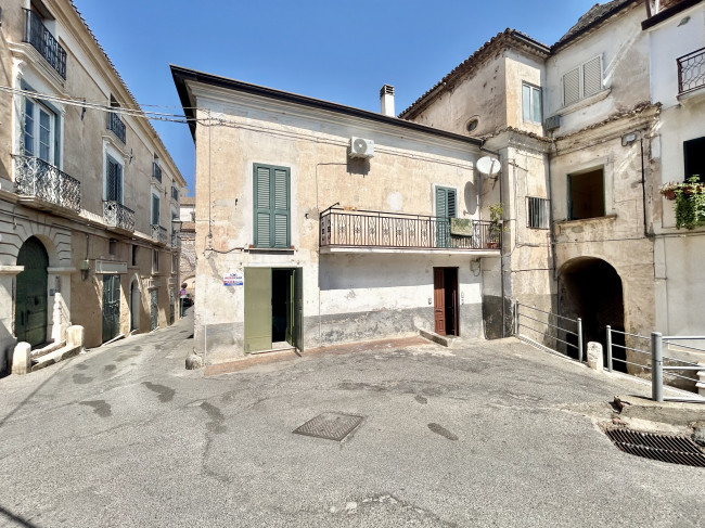Magazzino in vendita a Corigliano-Rossano