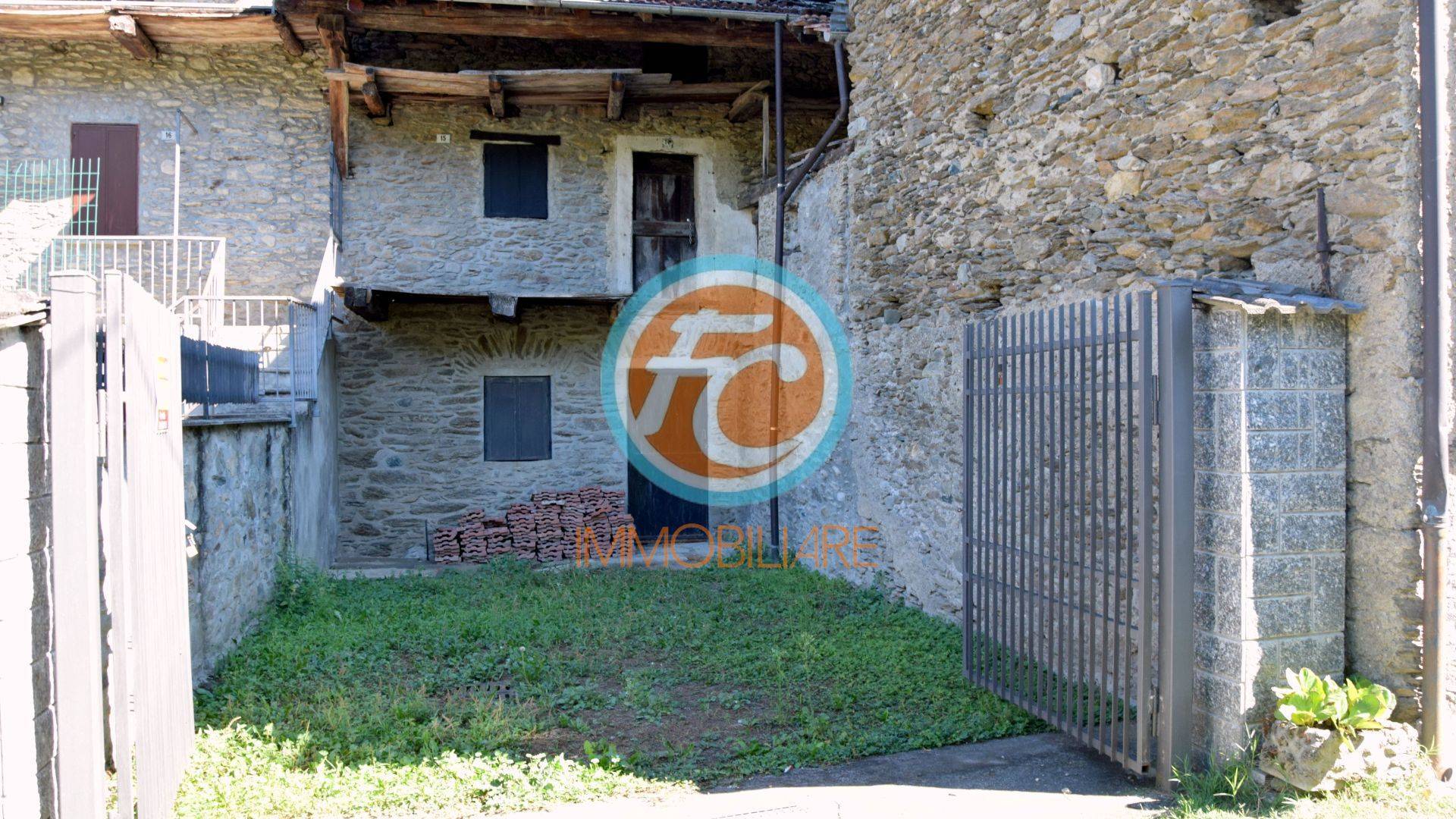 Rustico in vendita a Mattie