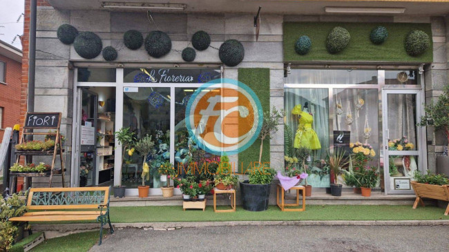 Attività  Commerciale in vendita a Sant'Ambrogio di Torino