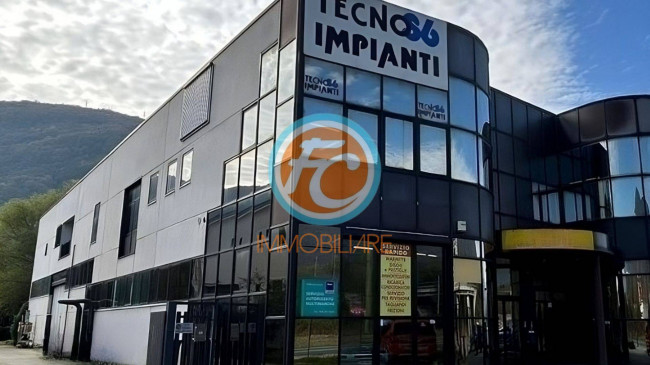 Ufficio in vendita a Chiusa di San Michele