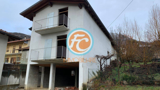 Villetta bifamiliare in vendita a Rubiana