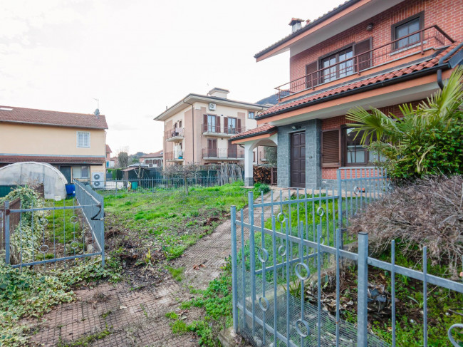 Casa Semindipendente in vendita a Piossasco