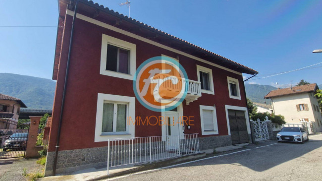 Villa in vendita a Borgone Susa