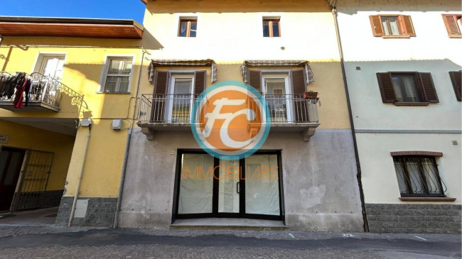 Locale commerciale in vendita a Sant'Antonino di Susa