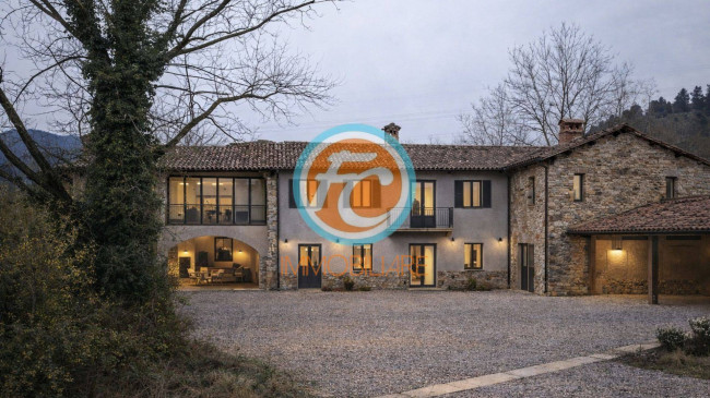 Cascina/Casale in vendita a Piossasco