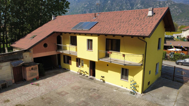 Cascina/Casale in vendita a Vaie