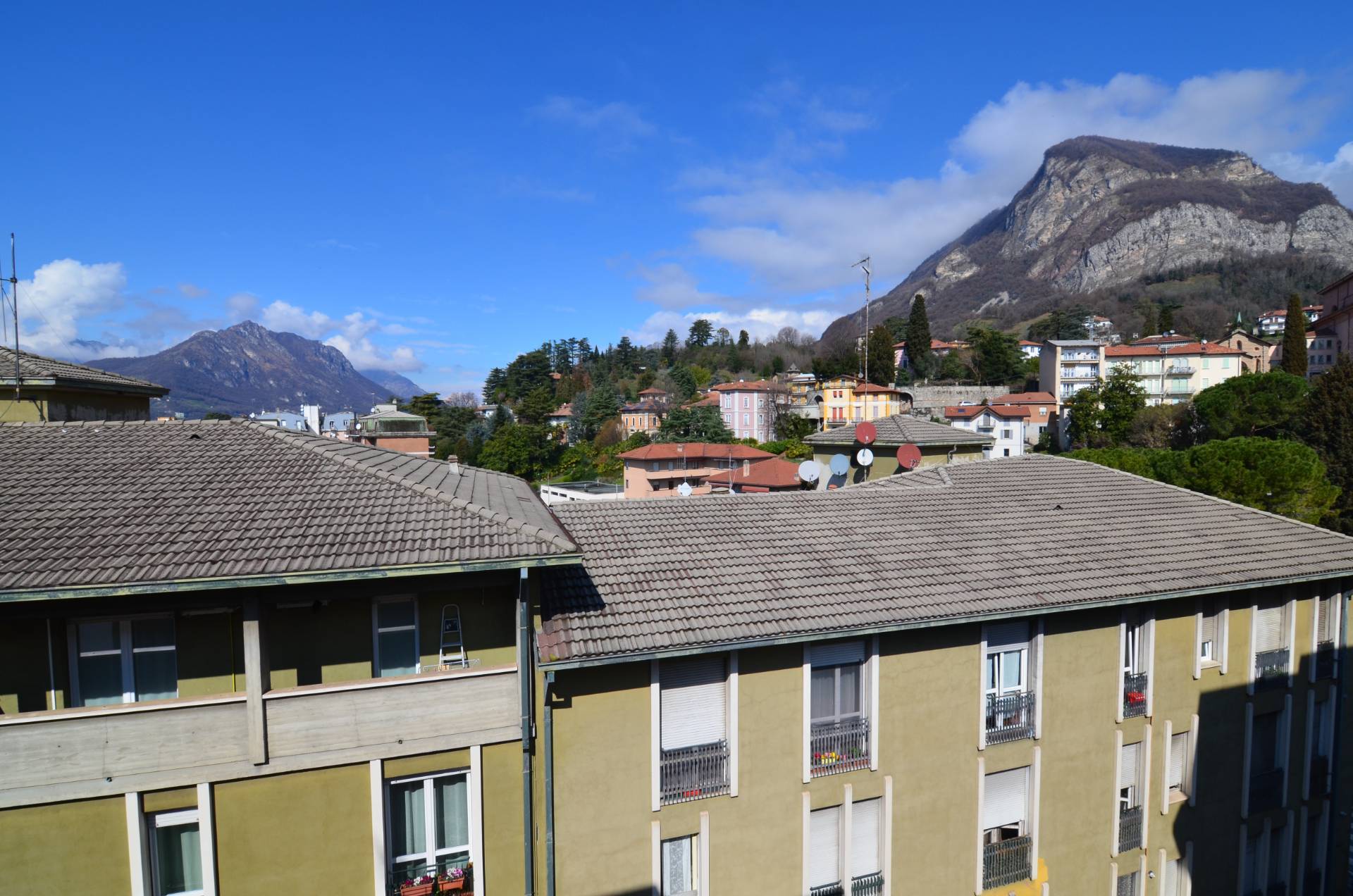 Appartamento in vendita a Calolziocorte (LC)