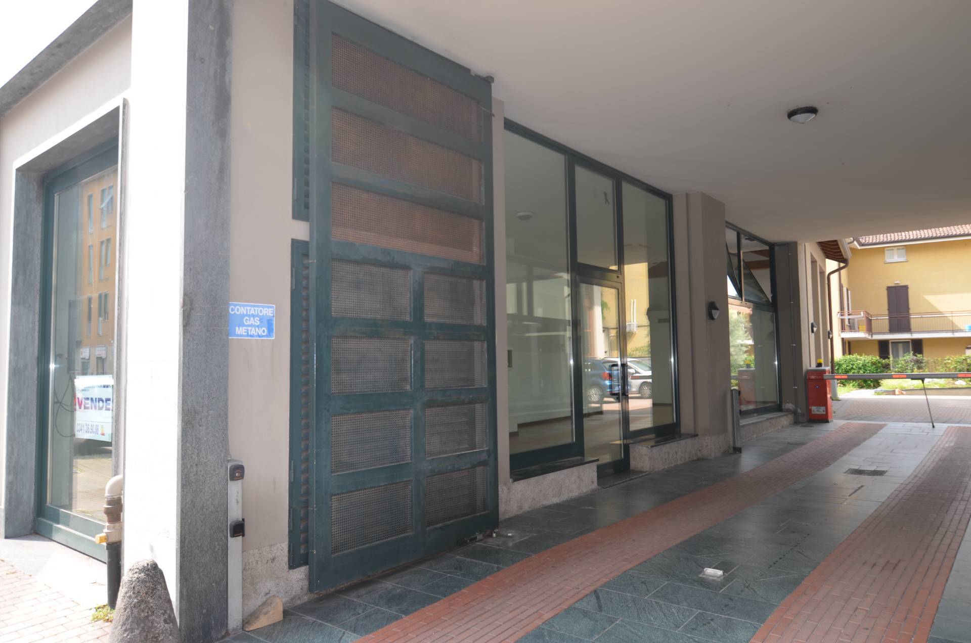 Fondo commerciale in vendita a Lecco (LC)