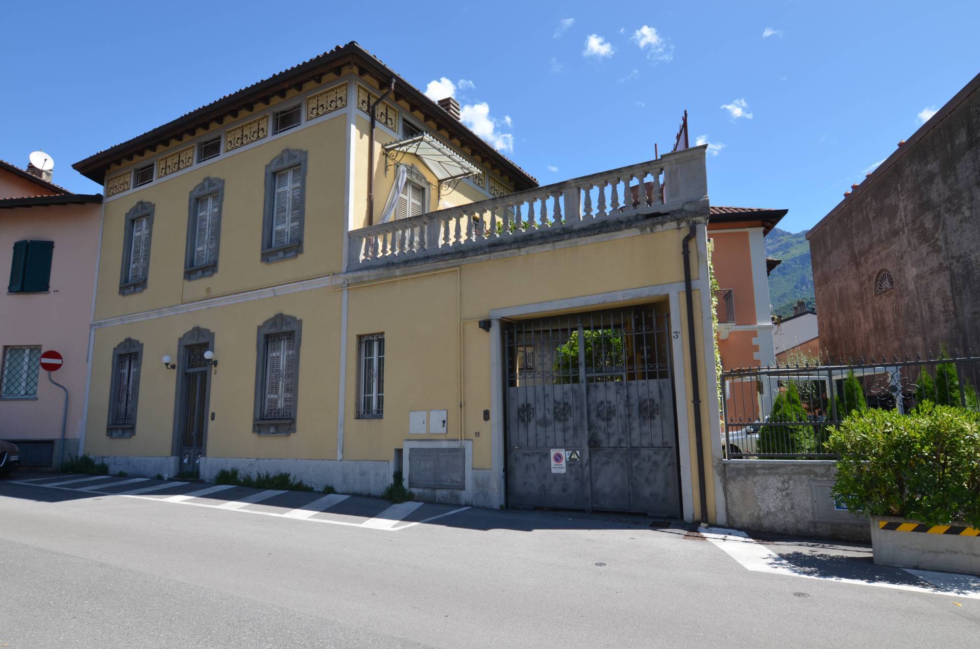 Casa Semindipendente in vendita a Lecco