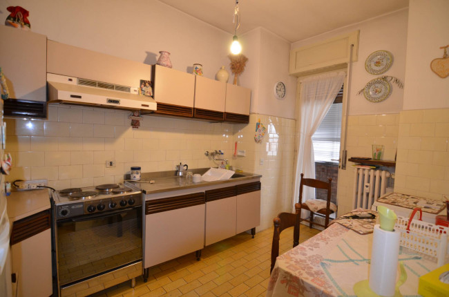 Appartamento in vendita a Centro, Lecco (LC)