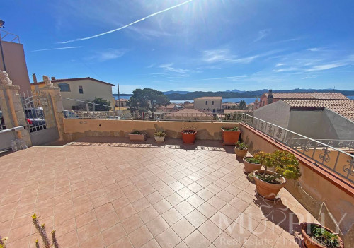 Casa indipendente in vendita a La Maddalena (SS)