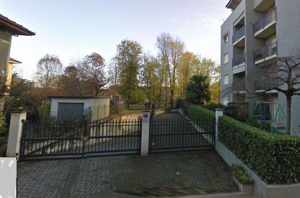 Box o garage in Vendita a Pinerolo