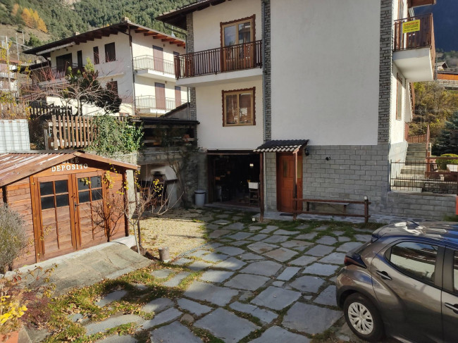 Villa in Vendita a Fenestrelle