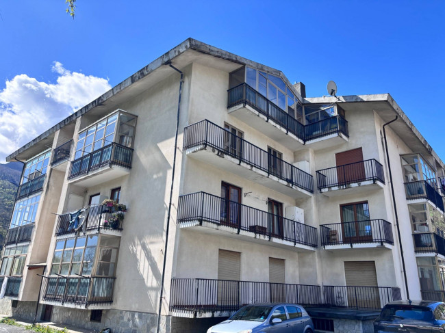 Appartamento in Vendita a Pomaretto