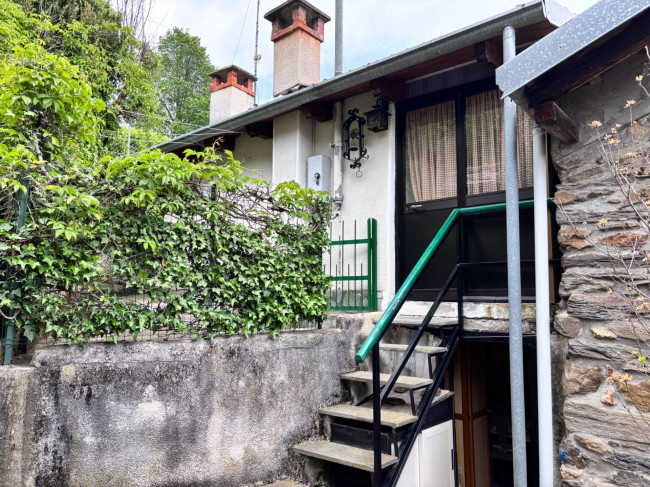 Porzione di casa in Vendita a Pomaretto