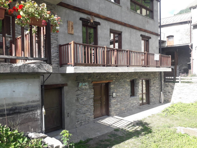 Appartamento in Vendita a Bardonecchia