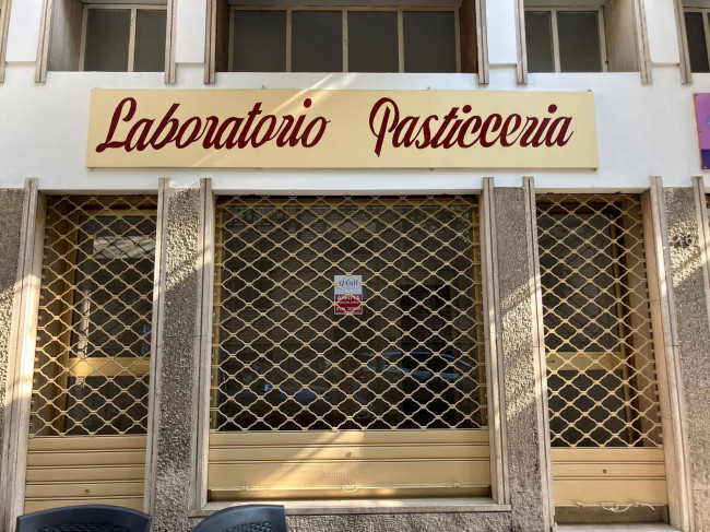 Negozio in Affitto a Pinerolo