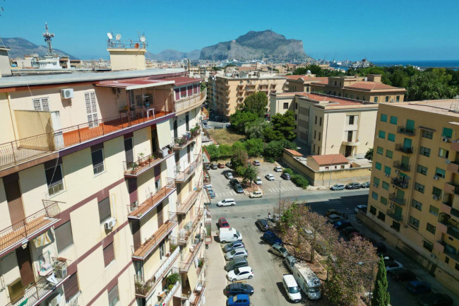 Fondo commerciale in vendita a Palermo (PA)