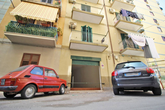 Garage/Box/Posto auto in vendita a Altarello, Palermo (PA)