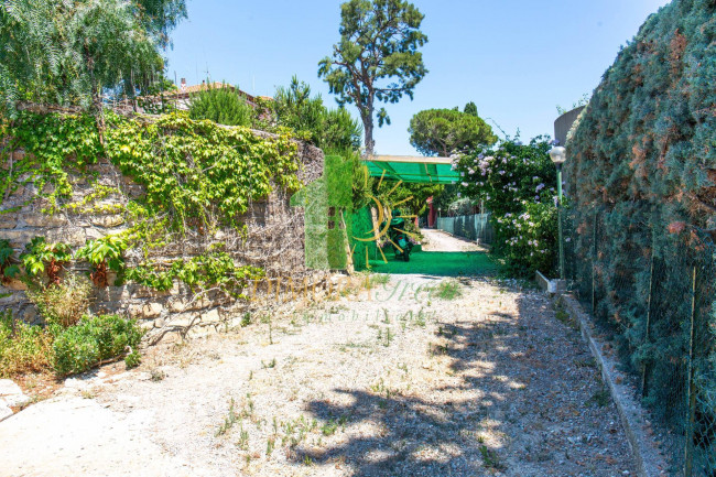 Villa in vendita a Sanremo (IM)