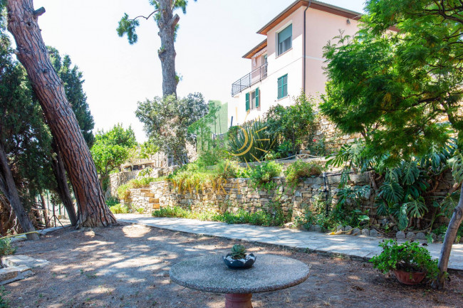 Villa in vendita a Sanremo (IM)