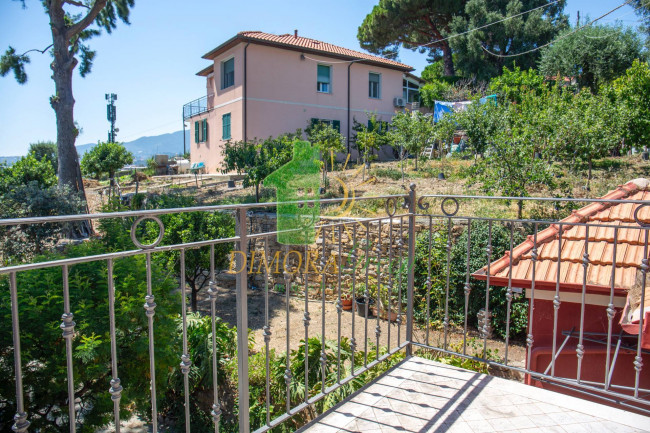 Villa in vendita a Sanremo (IM)