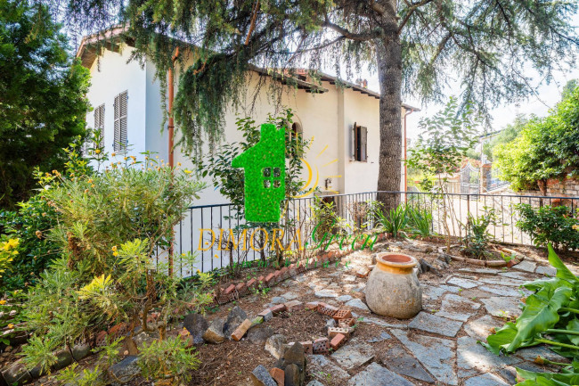 Villa in vendita a Imperia