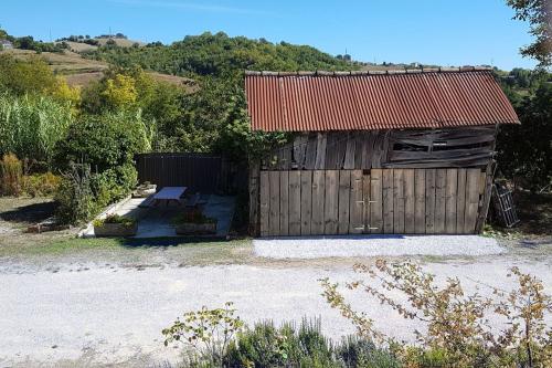 Casale in vendita a Montefalcone Appennino